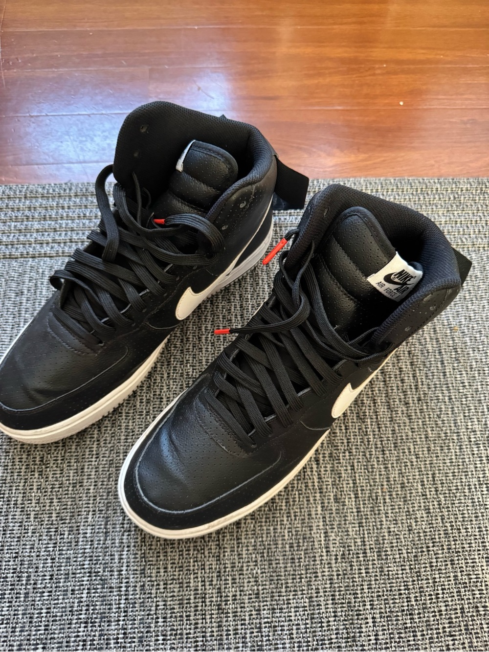 Nike Air Force 1 High 07 Perforated Black Men’s Size 11.5 White 315121-036